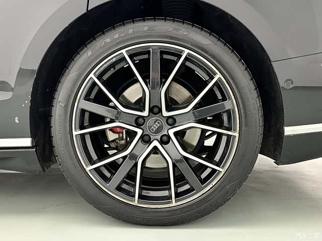 Audi A8L, 2020 17