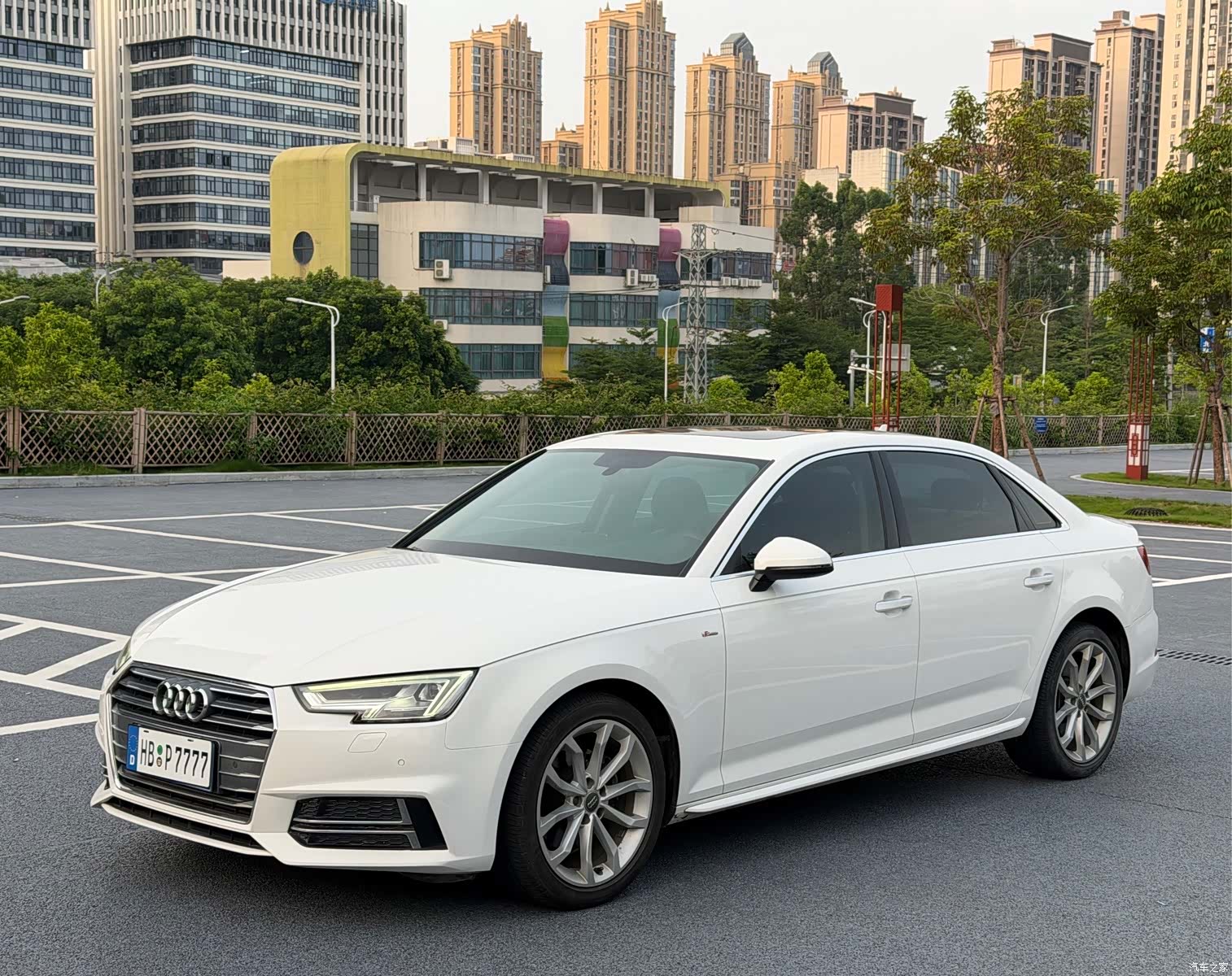 Audi A4L, 2018 1