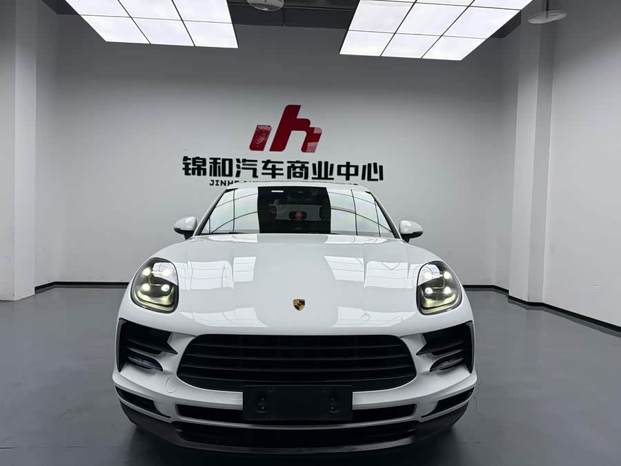 Porsche Macan 2019, фото 1