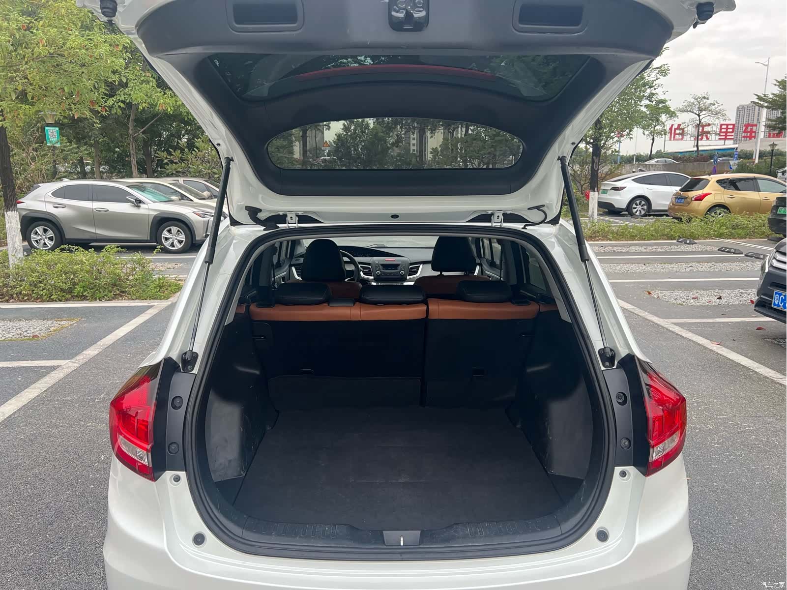 Honda Jade, 2017 10