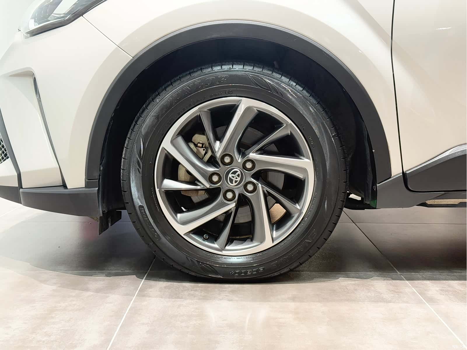 Toyota C-HR, 2021 32