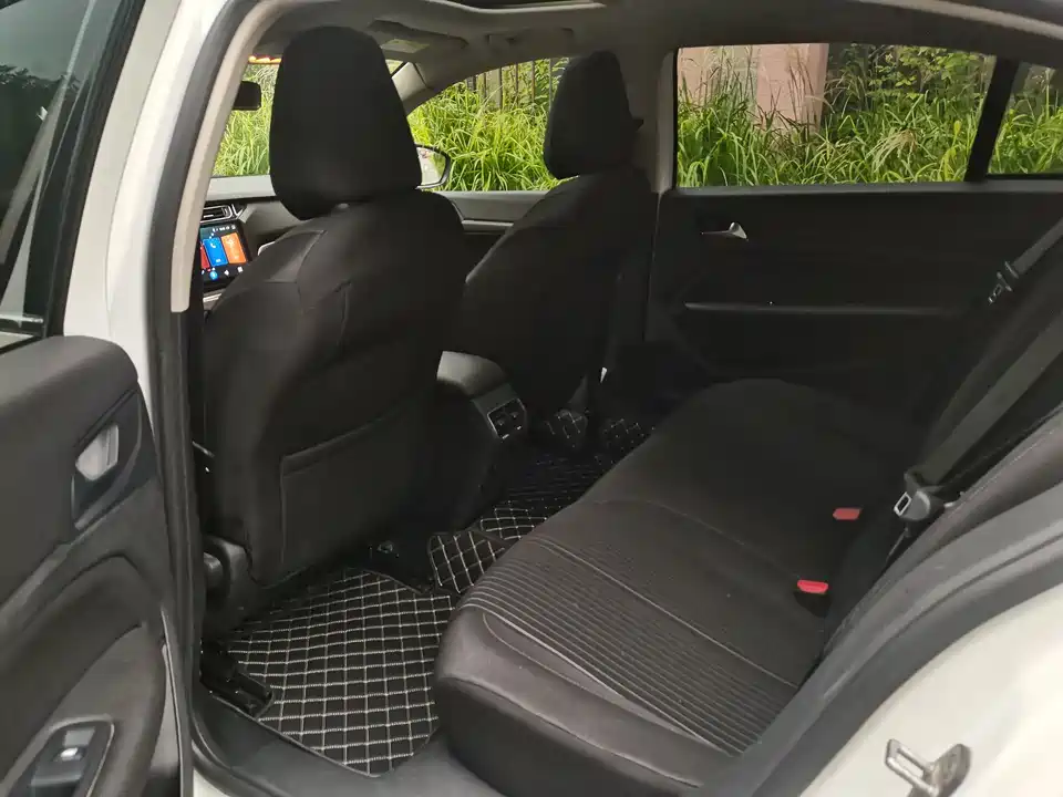 Peugeot 408 Peugeot 408
