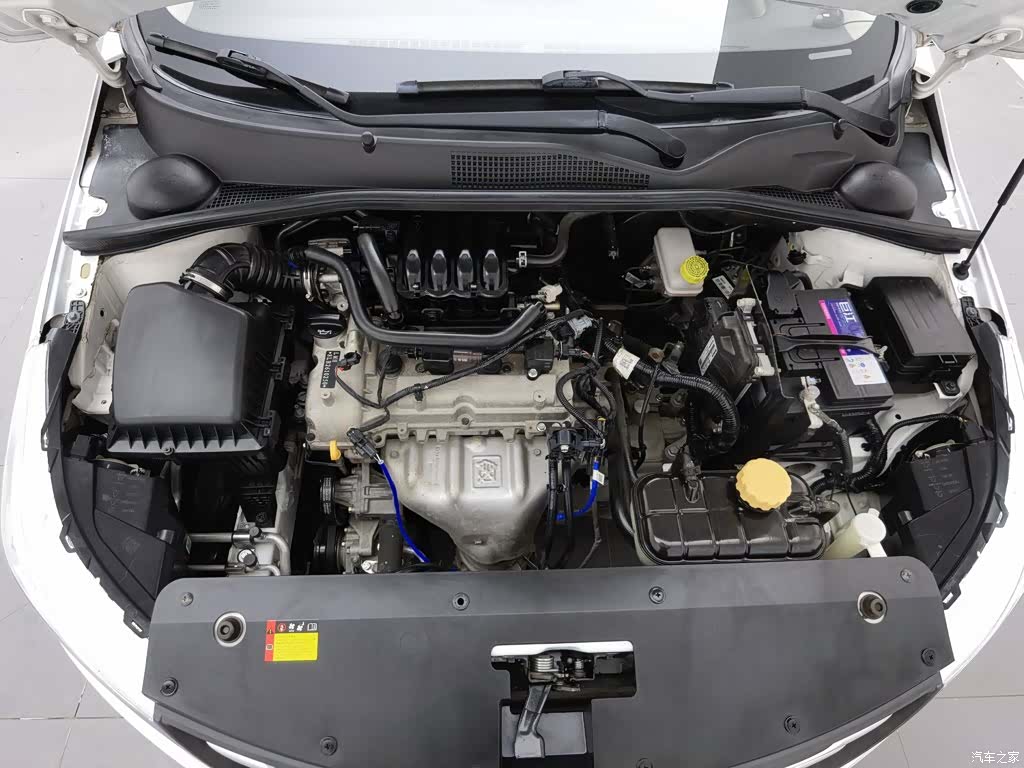 Wuling 310, 2021 6