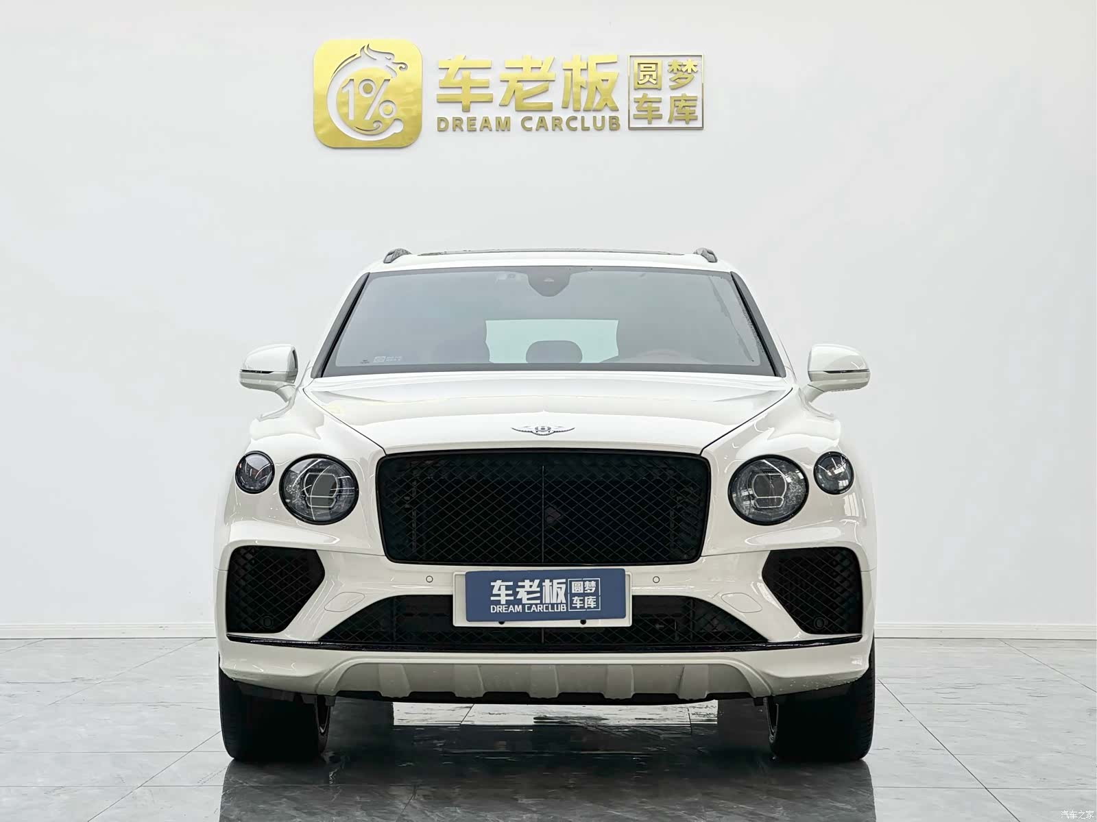 Bentley Bentayga, 2022 2