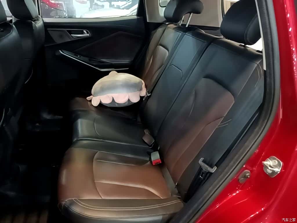 Changan CS15, 2019 17