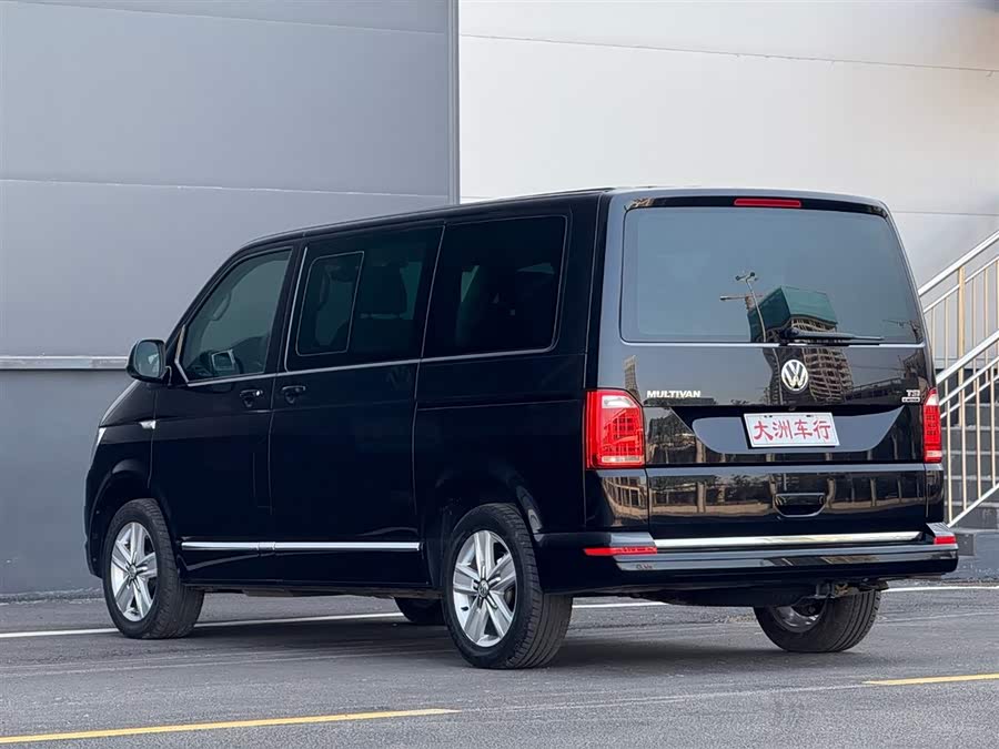 Volkswagen Multivan 2016, фото 8