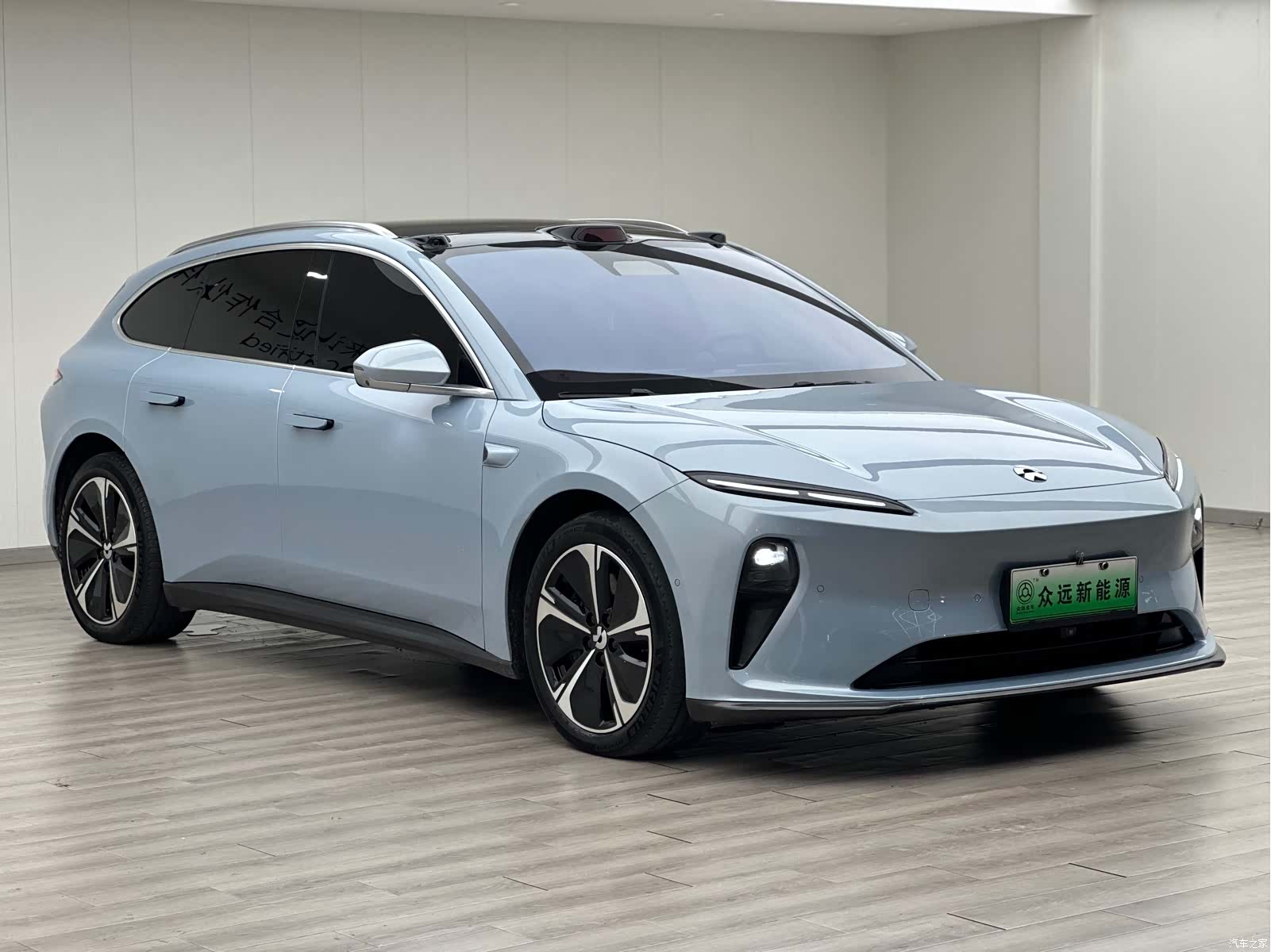 NIO ET5, 2023 4
