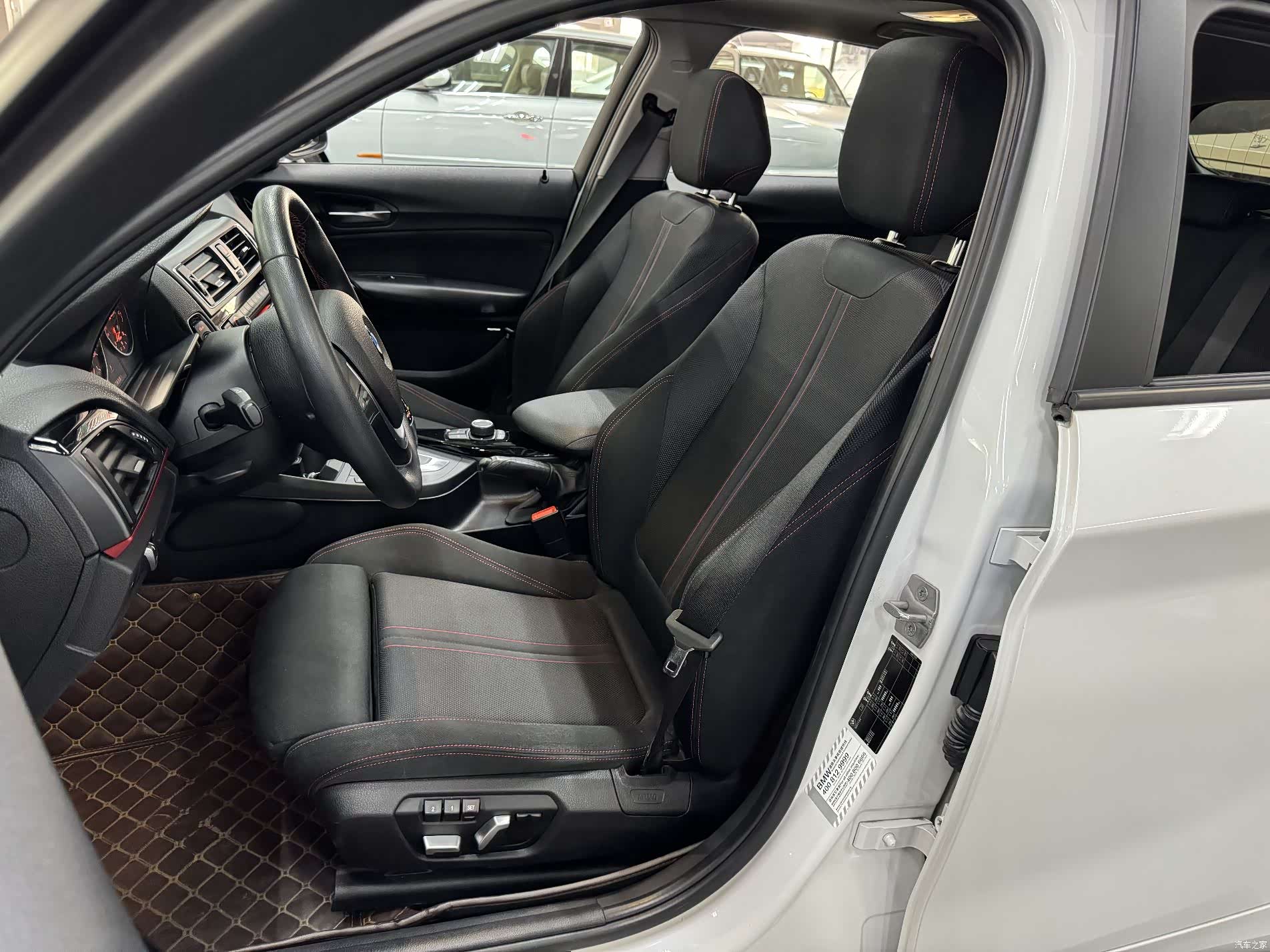 BMW 1 Series, 2016 11