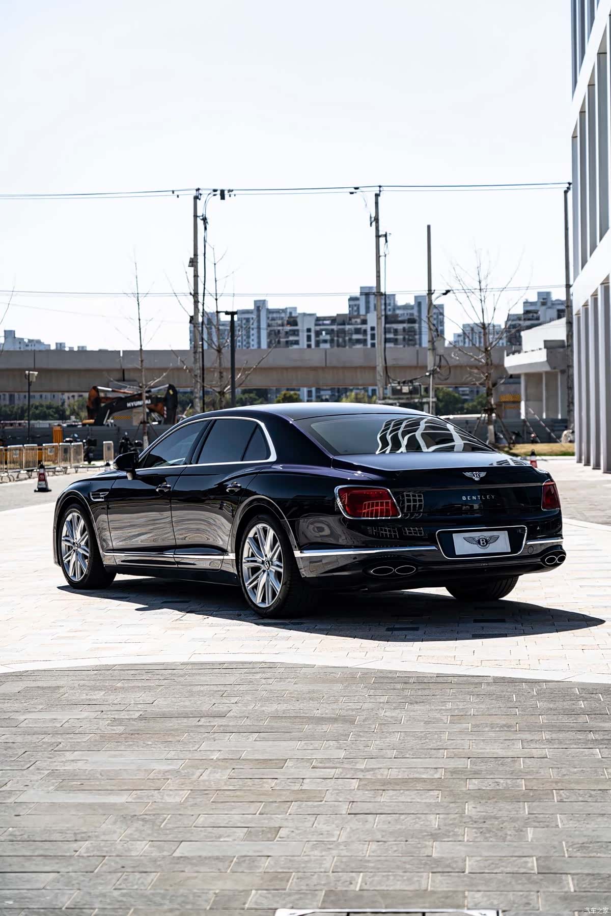 Bentley Flying Spur, 2024 все фото