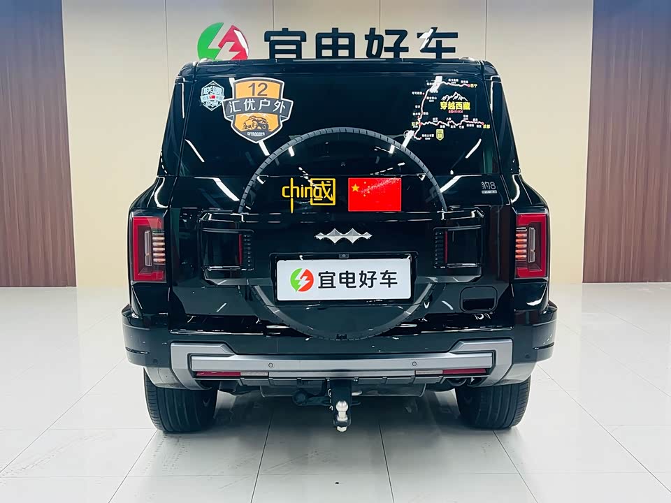 BYD Leopard 8