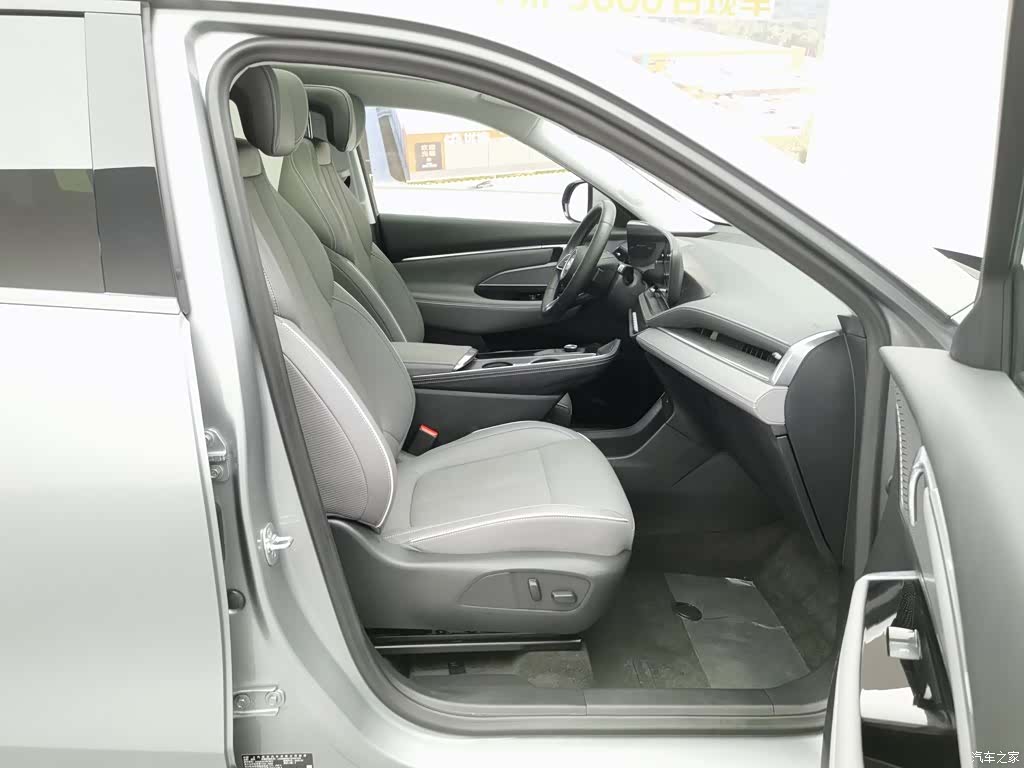 Buick E5, 2025 23