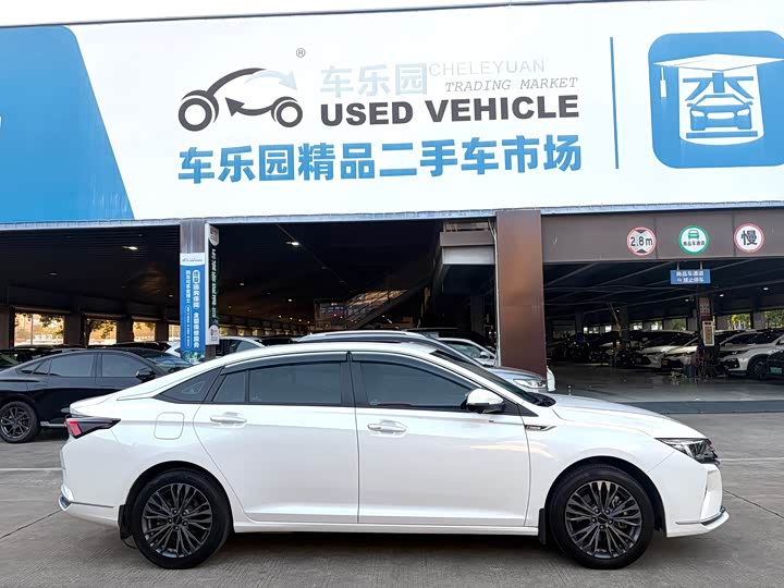 Aeolus Yixuan MAX 2021 1.5T chao ji la ba ban