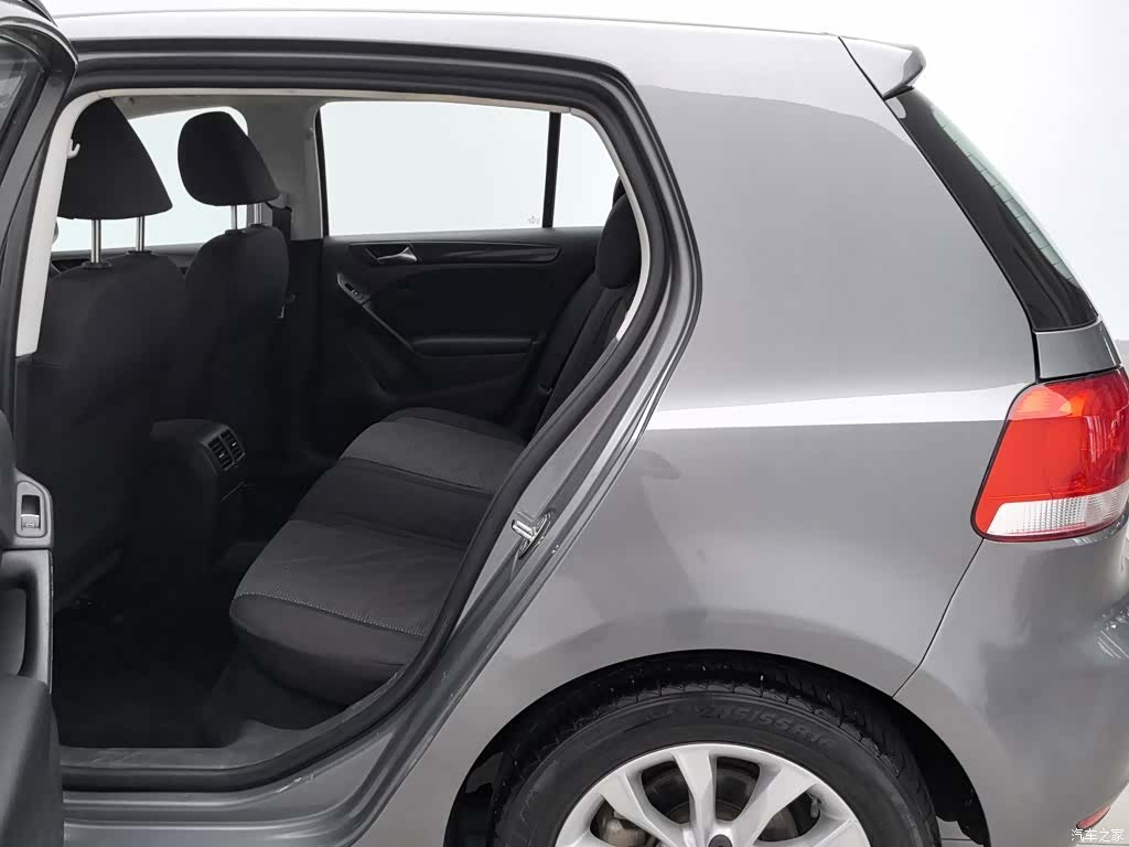 Volkswagen Golf, 2011 15