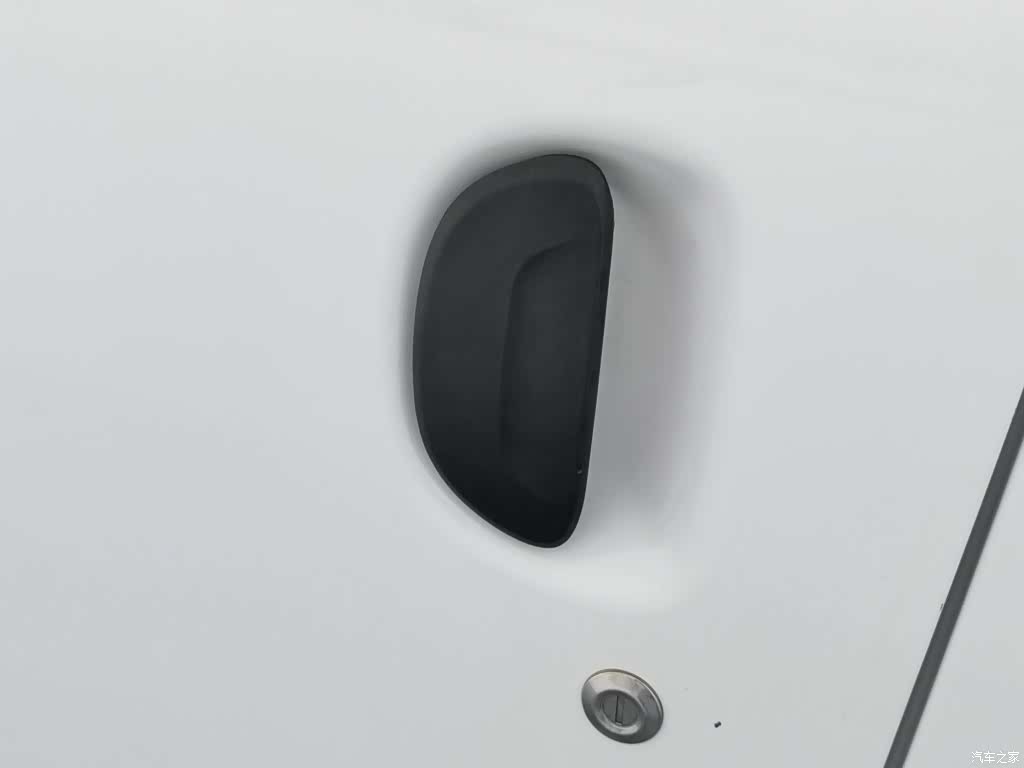 Maxus V80, 2024 18