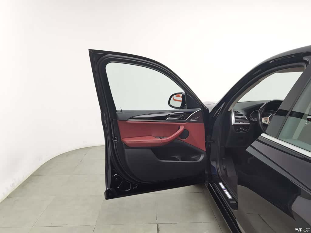 BMW iX3, 2022 8