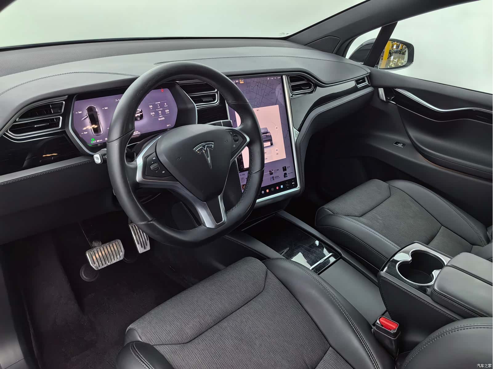 Tesla Model X, 2018 48