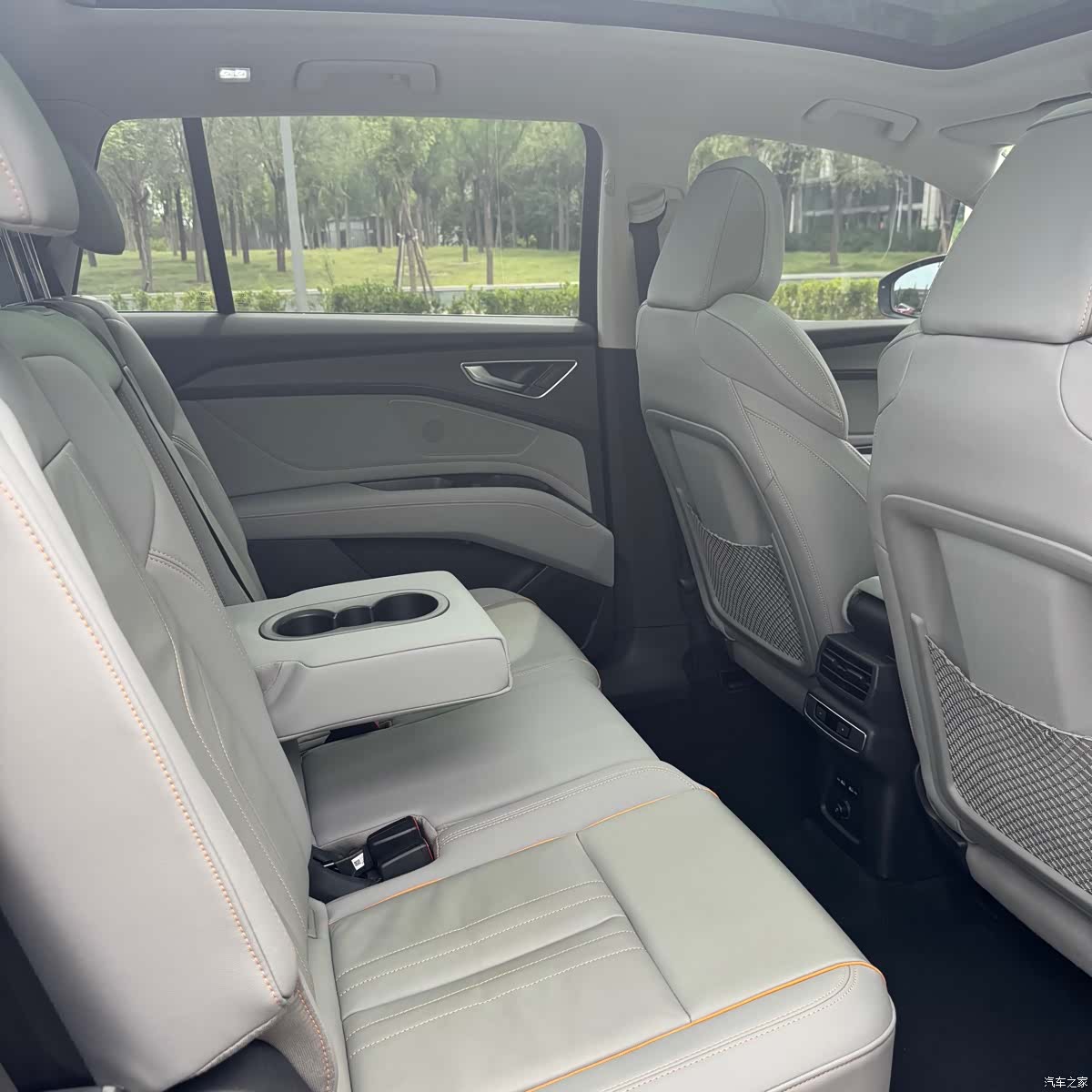 Audi Q5 e-tron, 2022 18