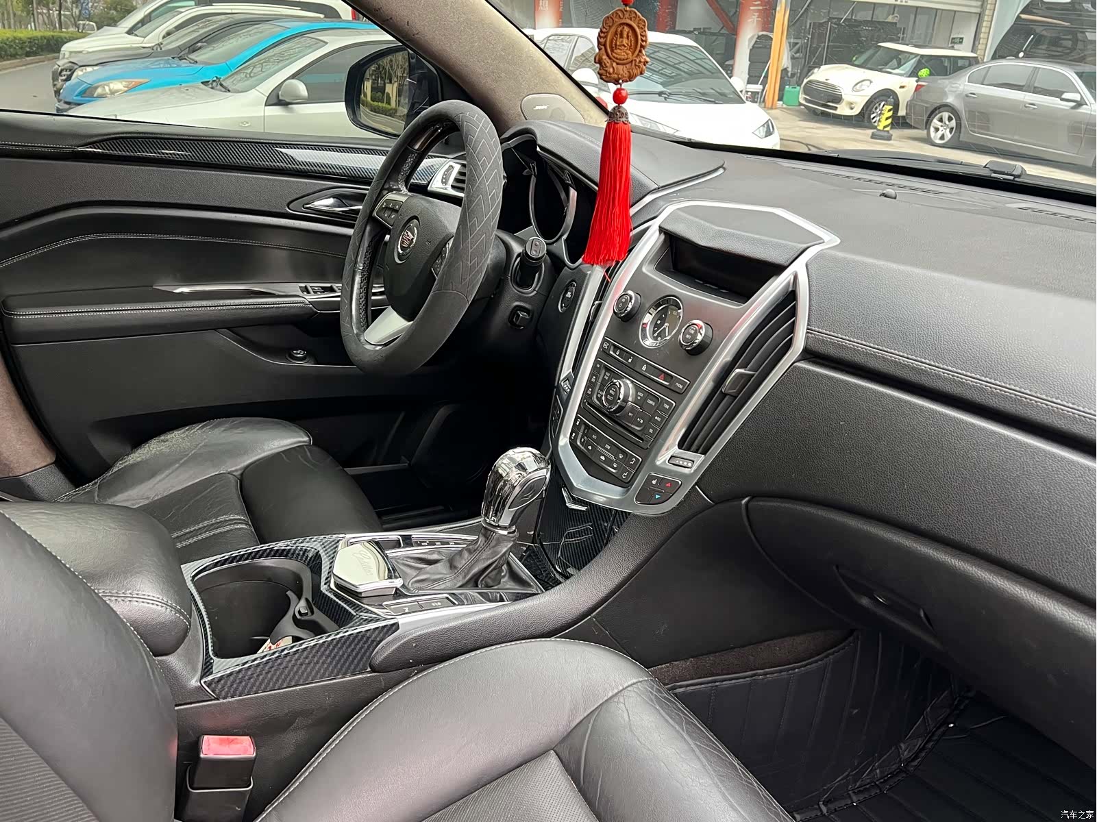 Cadillac SRX, 2012 16