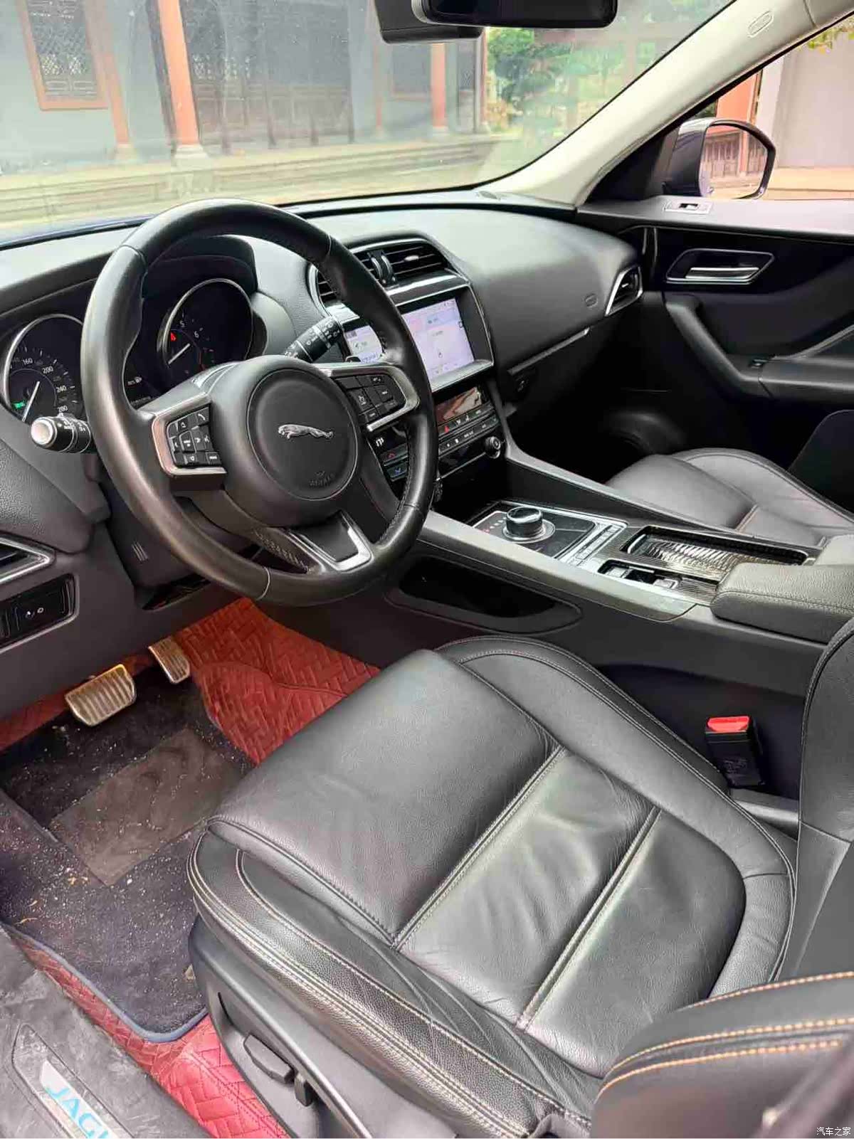 Jaguar F-PACE, 2018 7