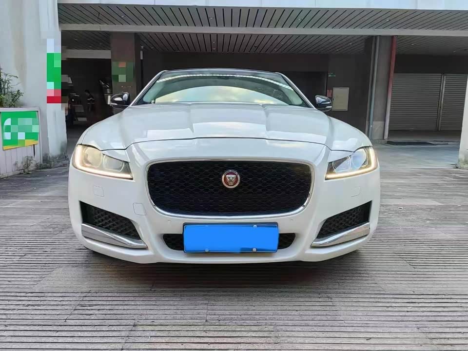 Jaguar XFL Jaguar XFL