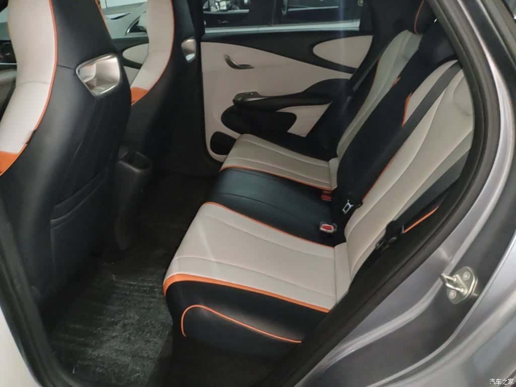 BYD Dolphin, 2023 17