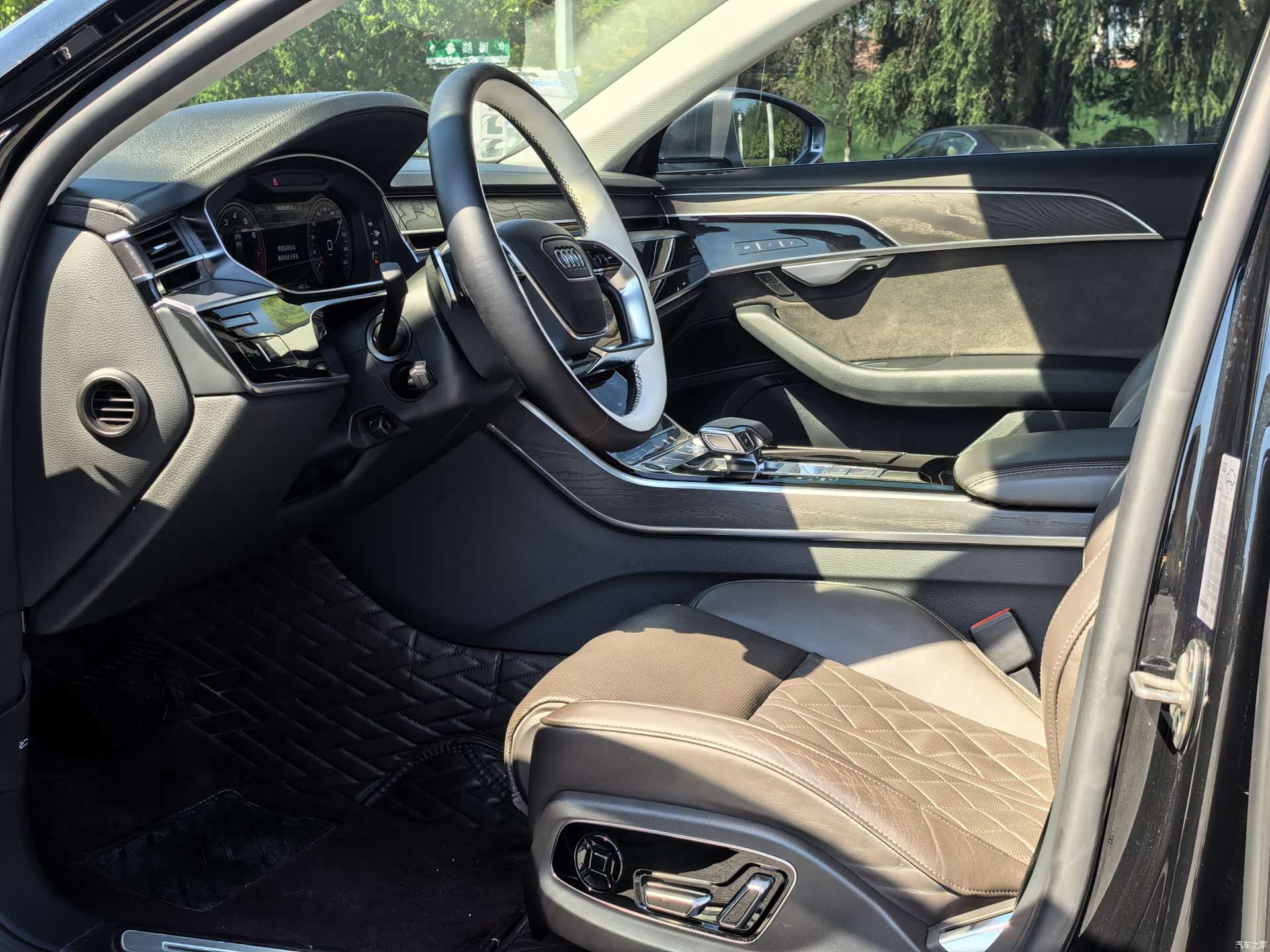 Audi A8L, 2021 18