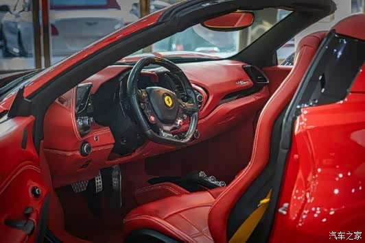 Ferrari 488, 2019 6