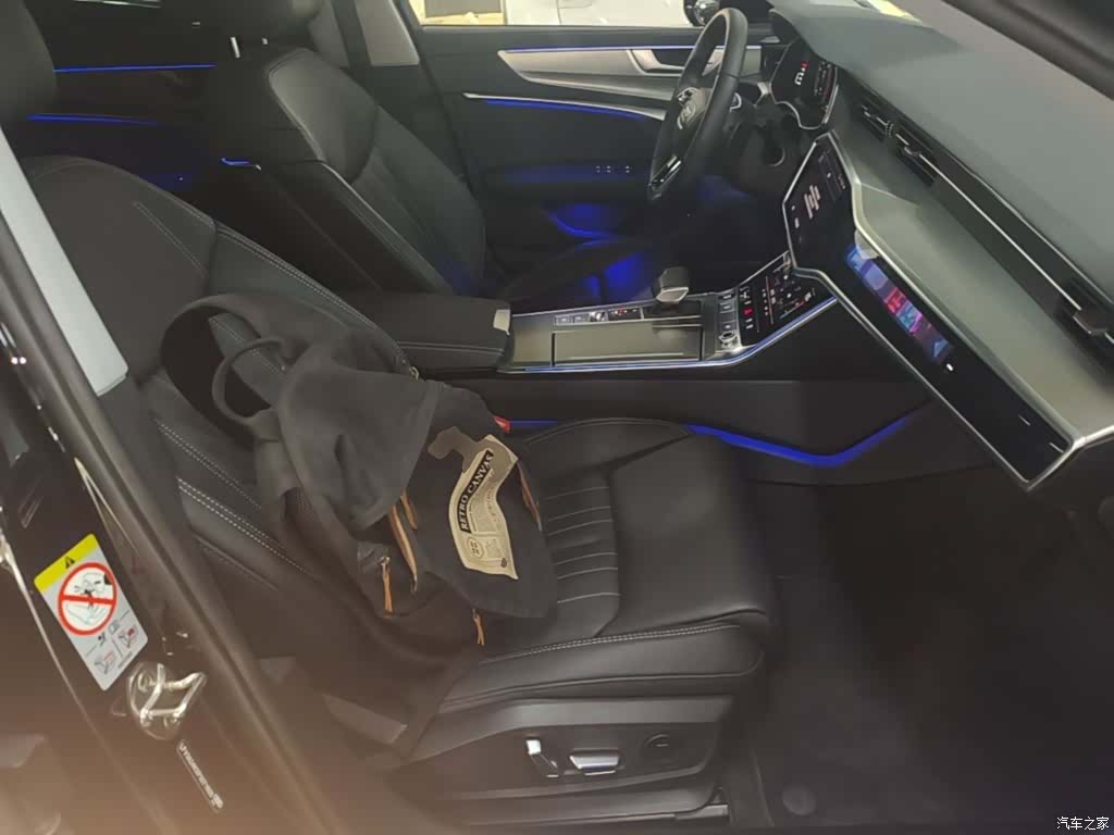 Audi A6L, 2023 25