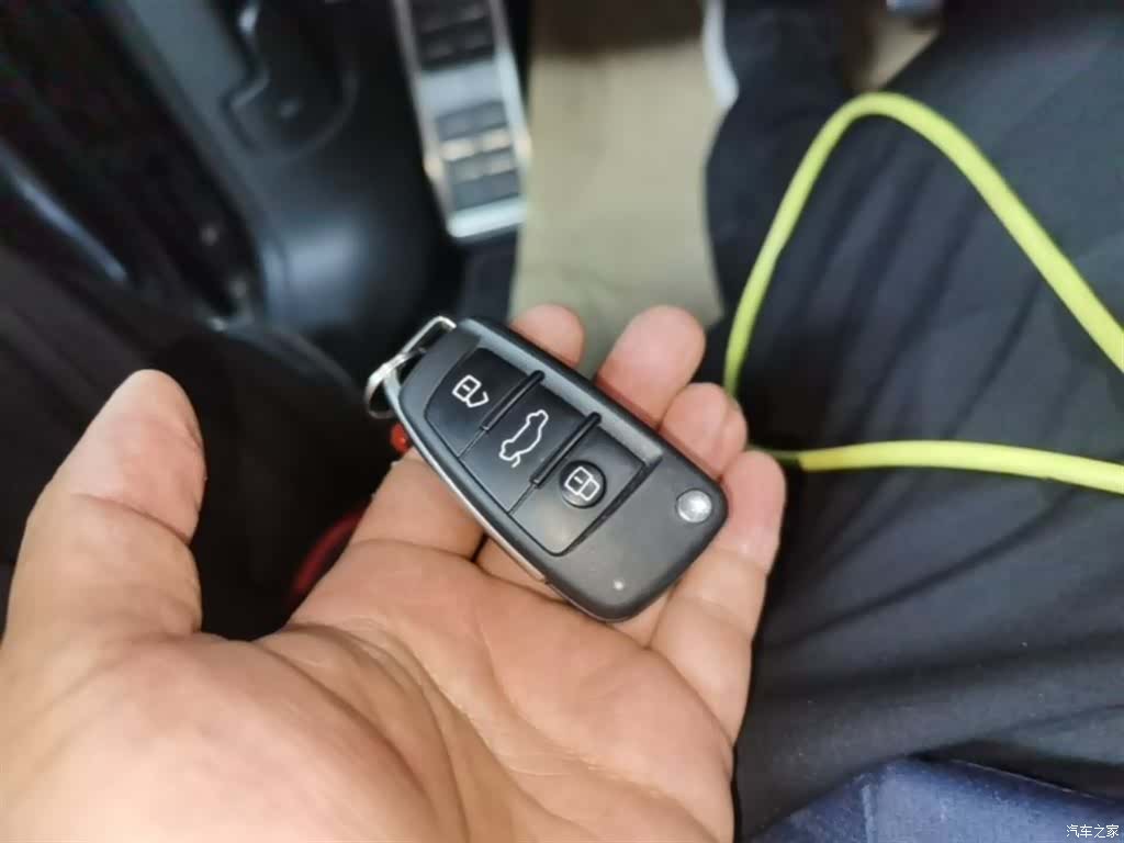 Audi Q3, 2021 9