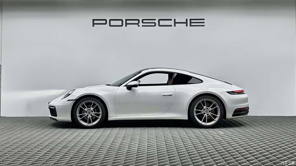 Porsche 911, 2024 4