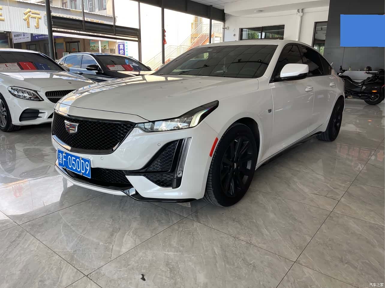 Cadillac CT5, 2023 1