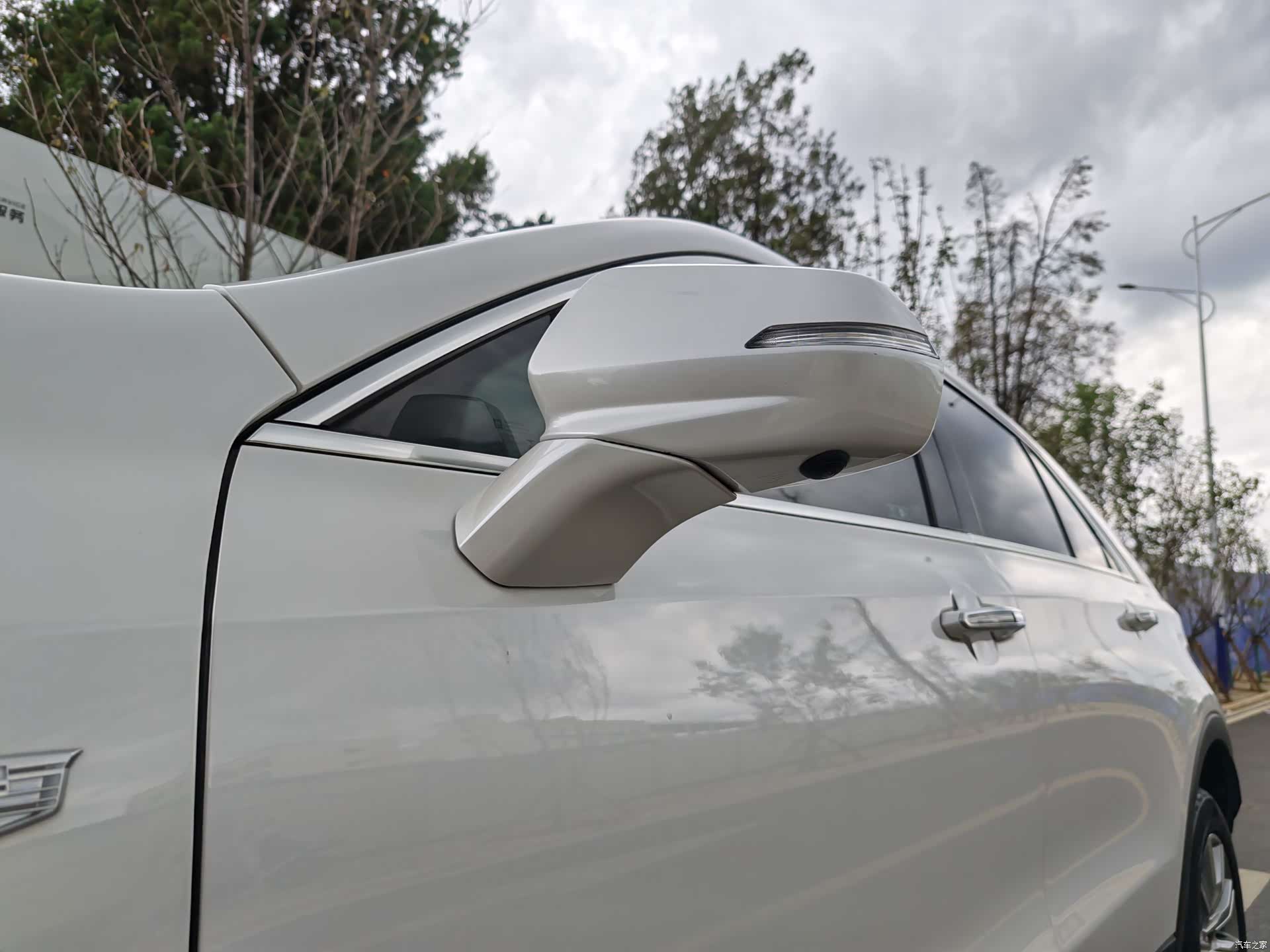 Cadillac XT4, 2019 10