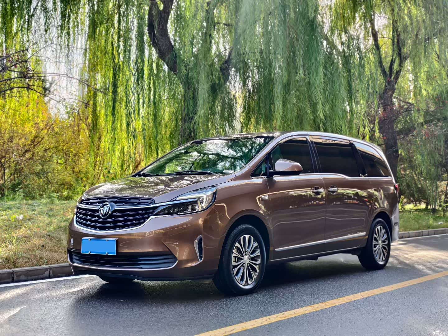 Buick GL8, 2022 1