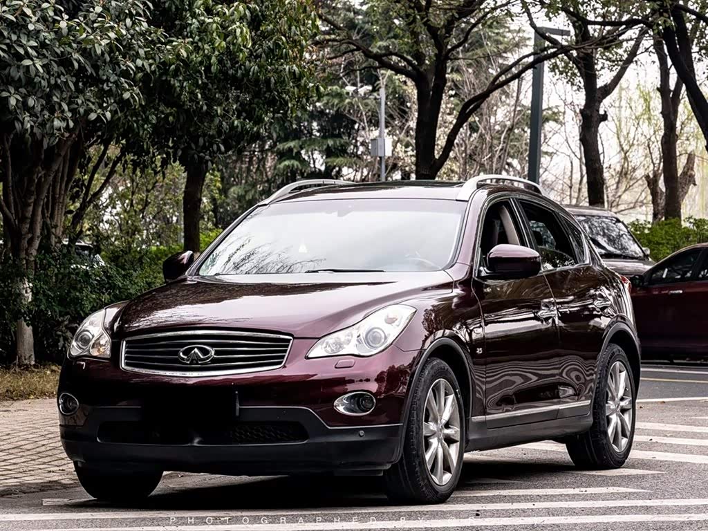 Infiniti QX50