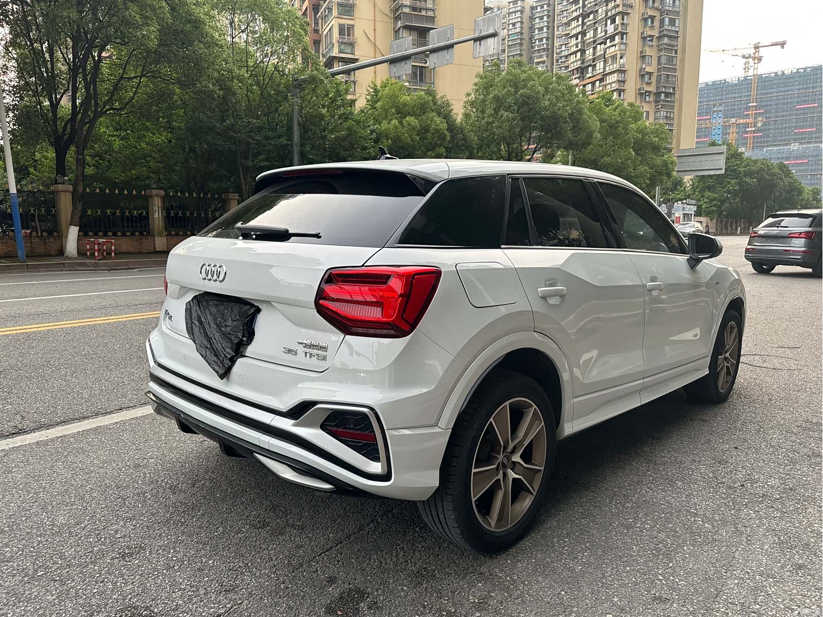 Audi Q2L, 2022 11