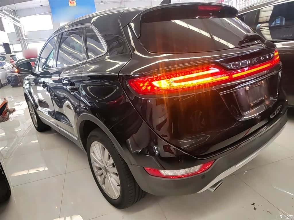Lincoln MKC, 2019 все фото