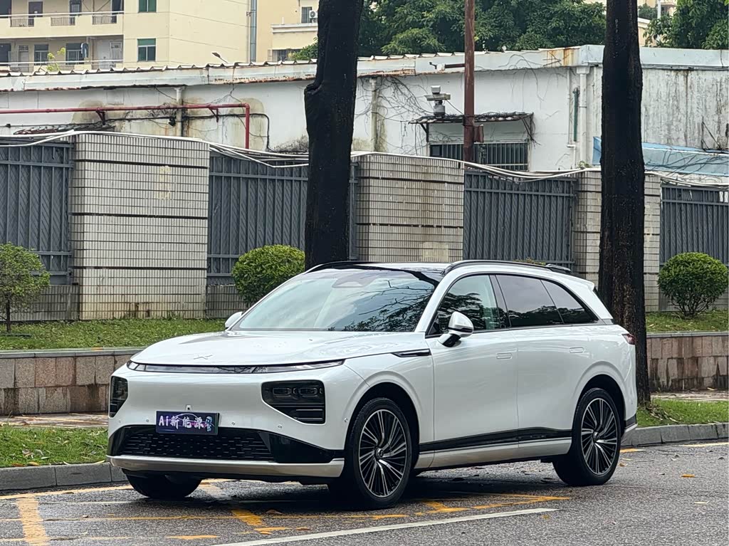 XPENG G9
