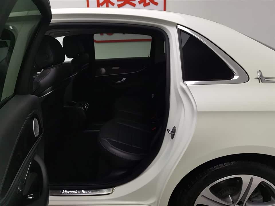 Mercedes-Benz E-class Mercedes-Benz E-class
