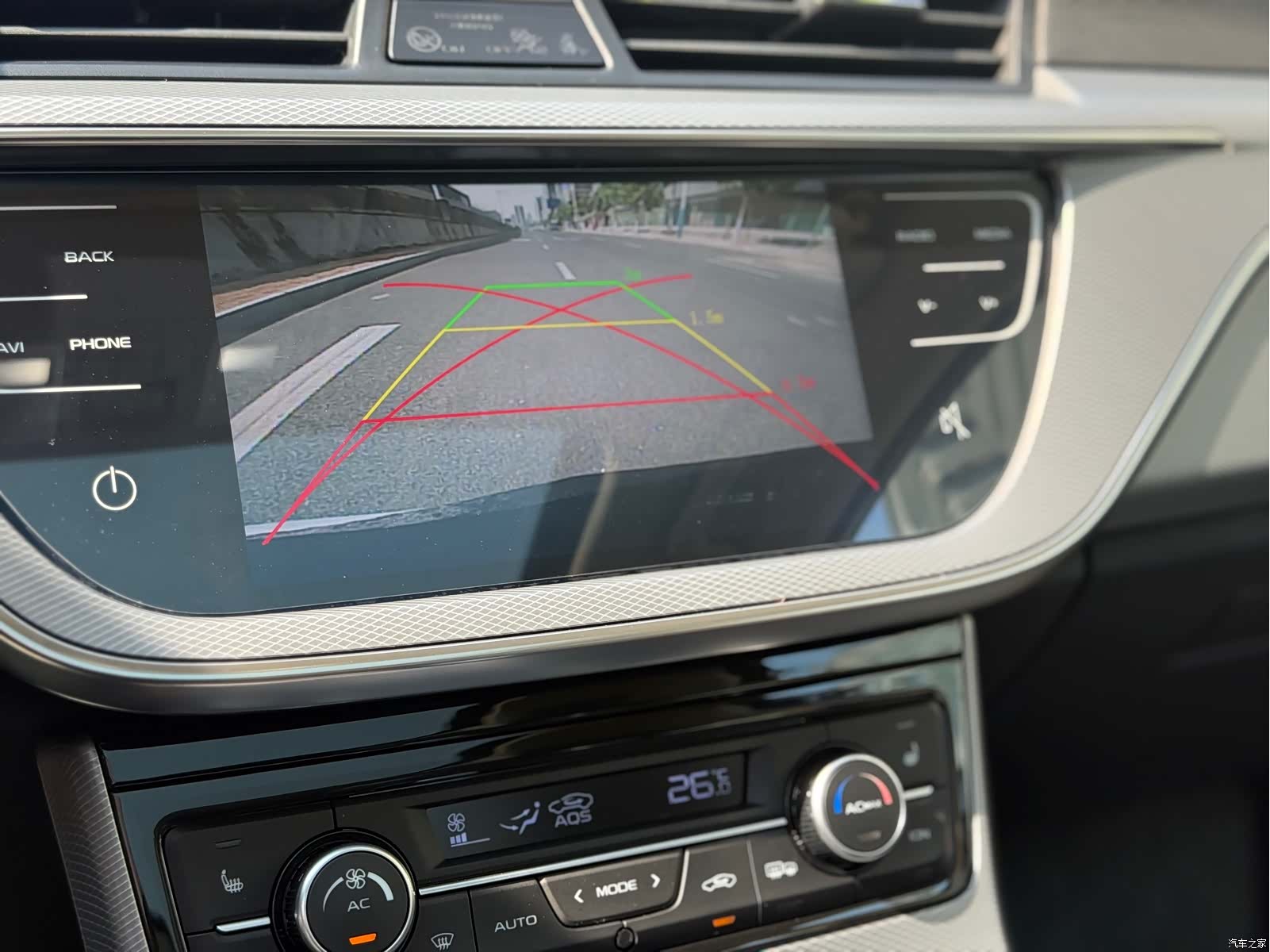 Geely Emgrand, 2018 18