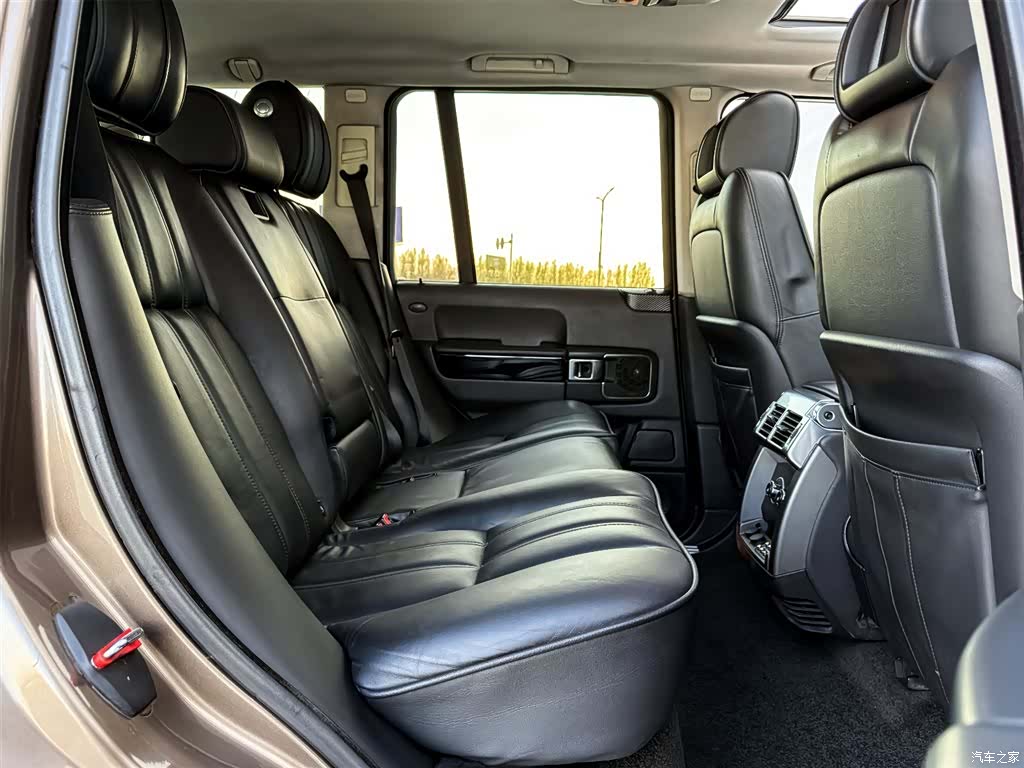 Land Rover Range Rover, 2010 13