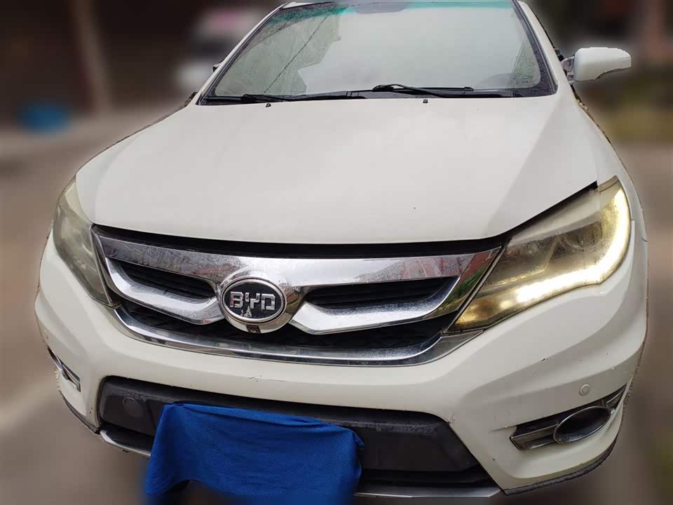 BYD S7