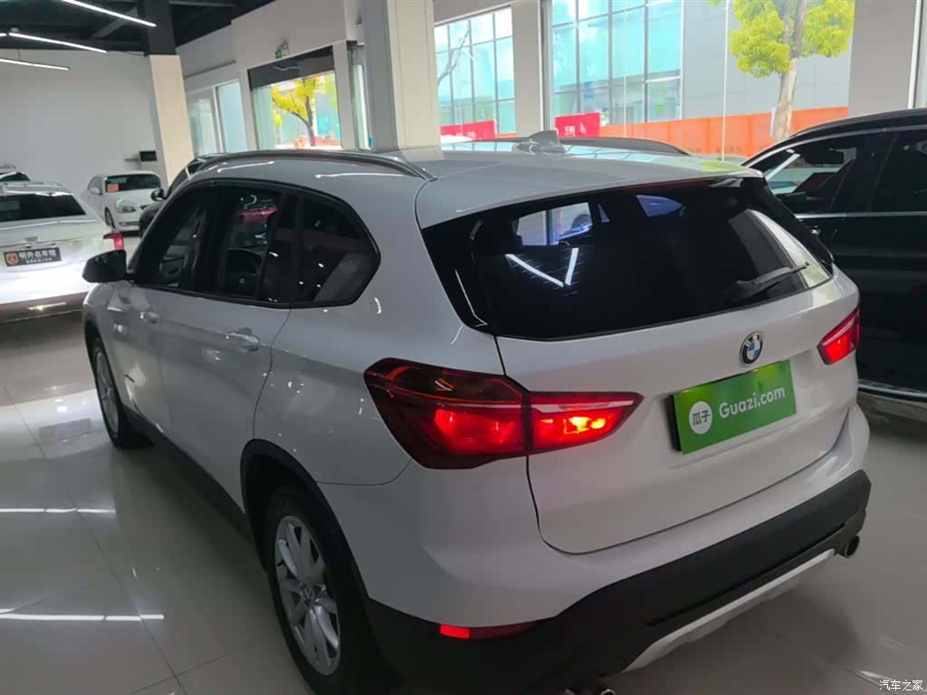 BMW X1, 2017 все фото