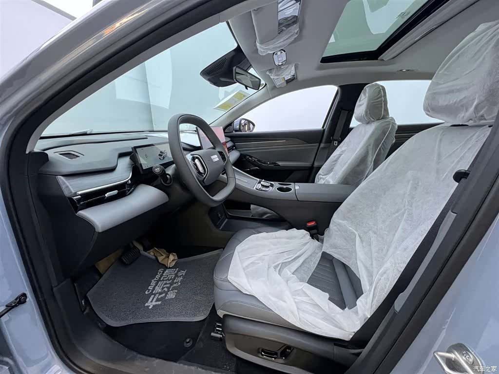 Geely Galaxy L6, 2025 19