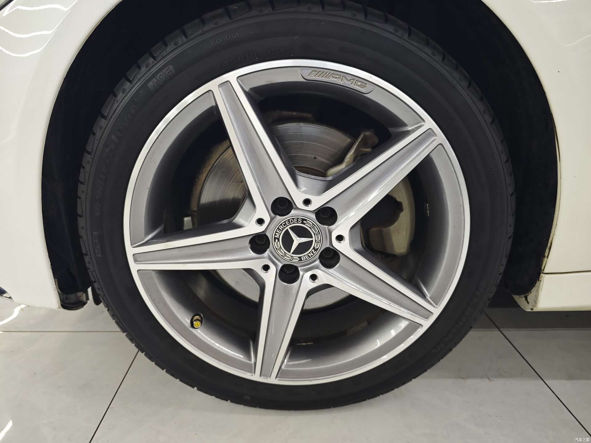 Mercedes-Benz C-Class, 2018 3