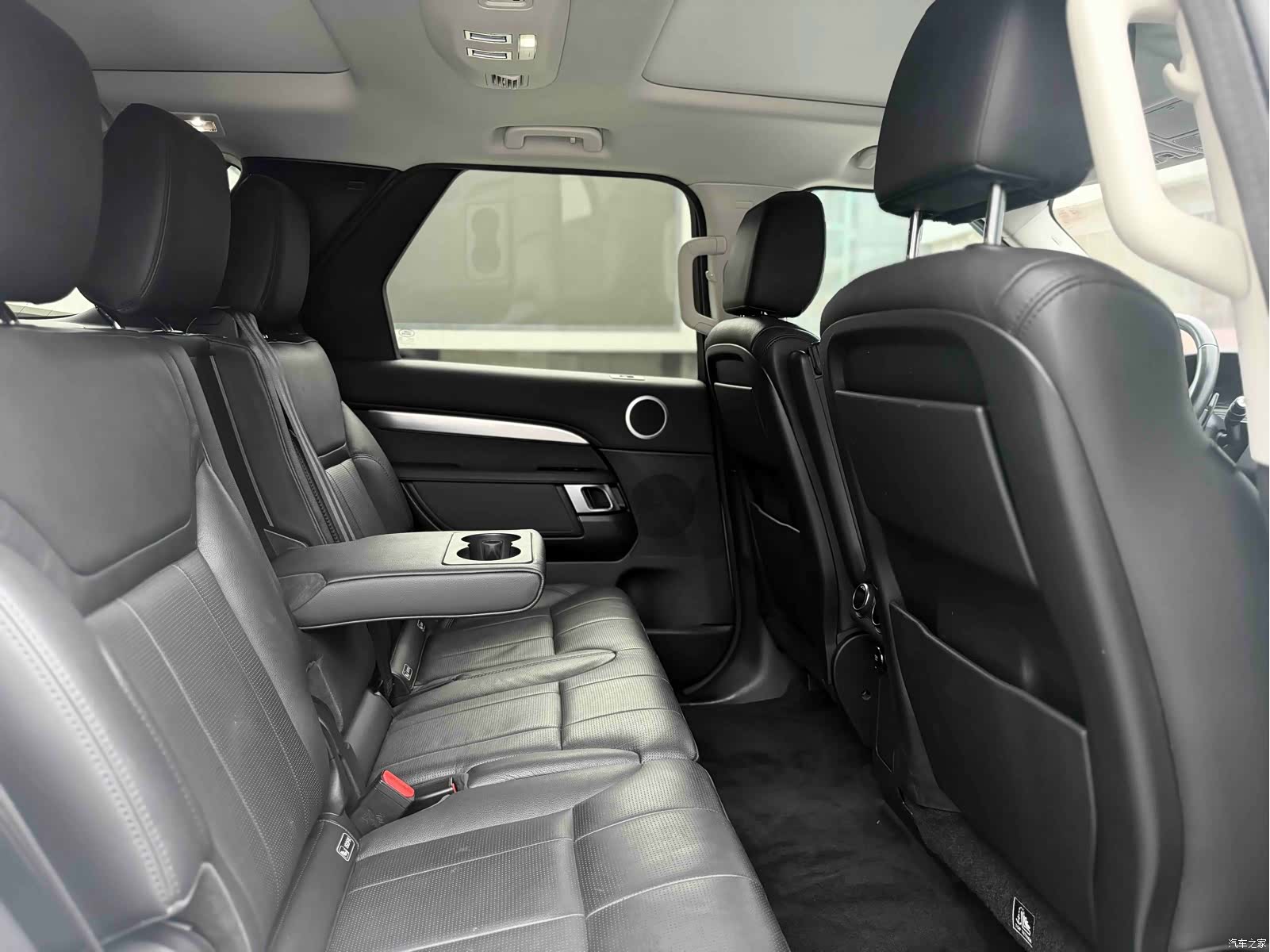 Land Rover Discovery, 2020 6