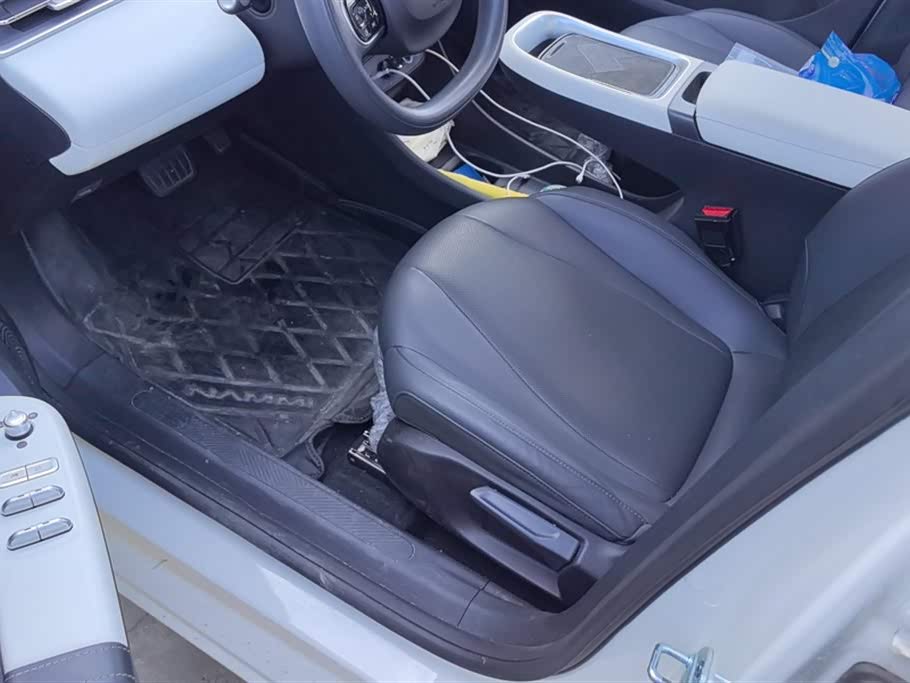 Dongfeng Nammi Nano 01