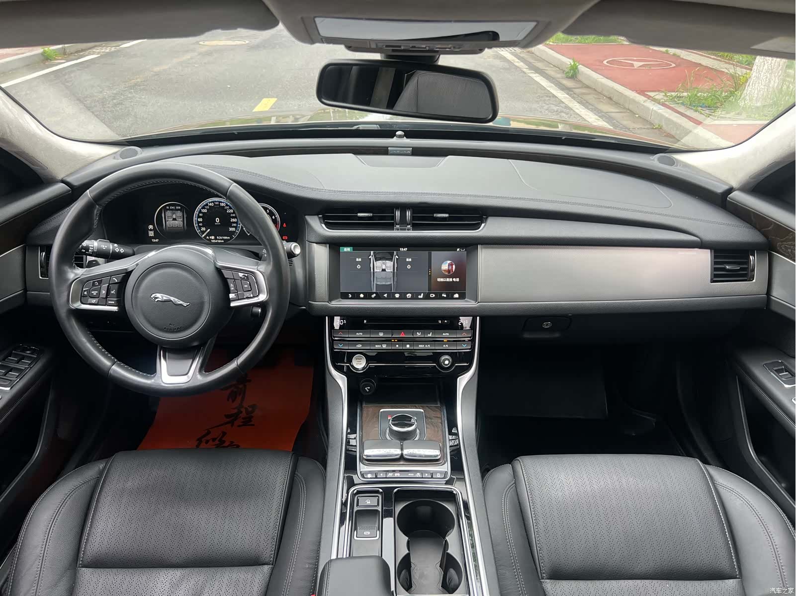 Land Rover XFL, 2018 8