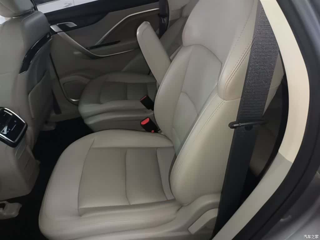 Geely Jiaji, 2020 17