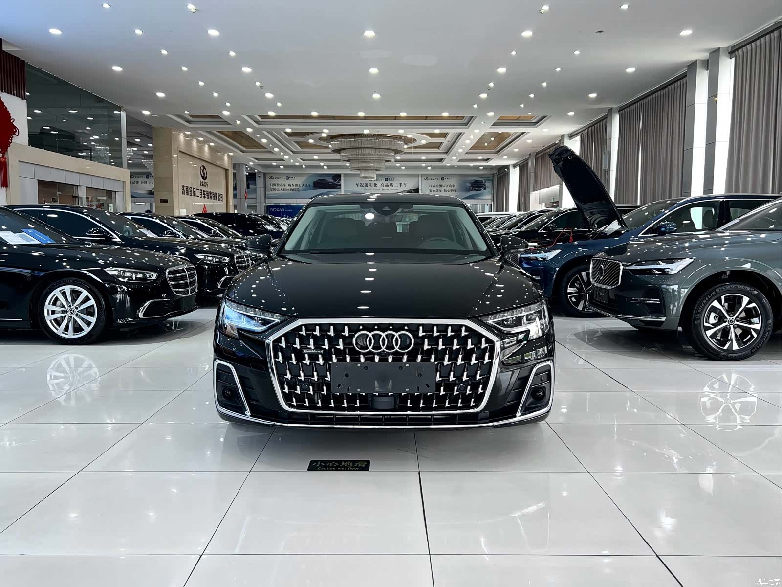 Audi A8L, 2024 3