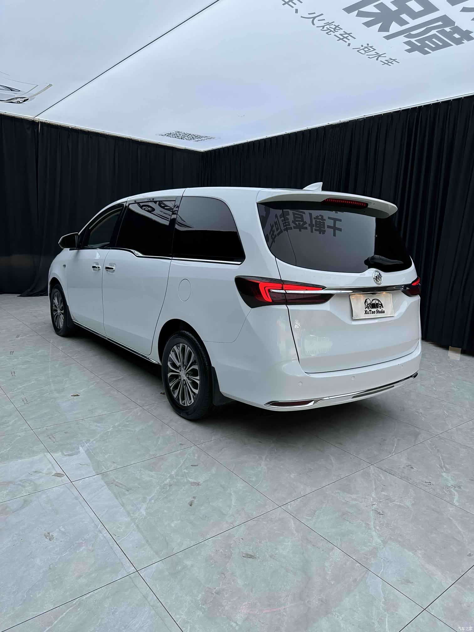 Buick GL8, 2023 13